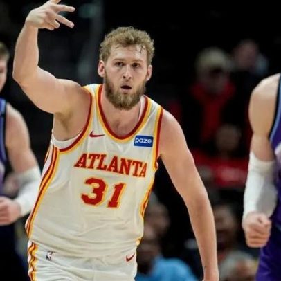 Trocas duas vezes, dispensa e regresso à mesma equipa: histórias insólitas do mercado NBA