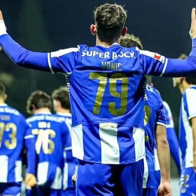FC Porto B vence Acad. Viseu 3-1 e falha aproximação ao líder