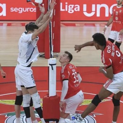 Benfica mantém pressão sobre o líder Sporting