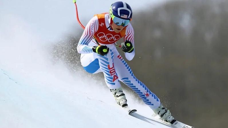 Lindsey Vonn recupera após cirurgia devido a fratura na perna