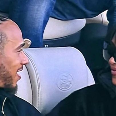 Hamilton e Kim Kardashian aparecem juntos no Super Bowl e oficializam namoro