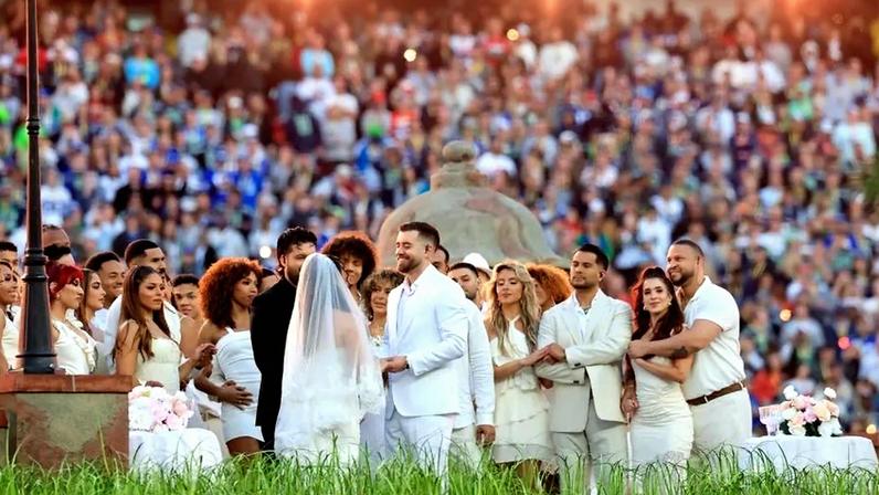 Casamento durante o intervalo do Super Bowl