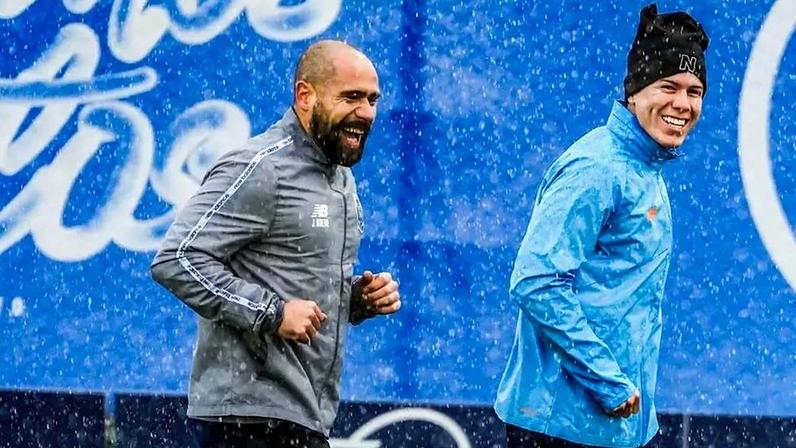 Nehuén Pérez no relvado do Olival