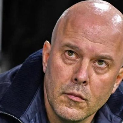 Arne Slot admite época mais difícil da carreira no Liverpool
