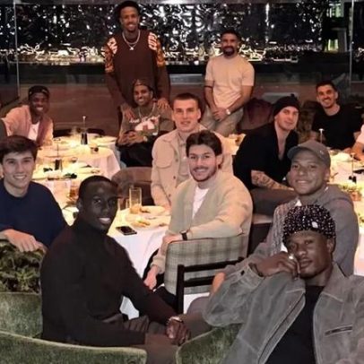 Jogadores do Real Madrid mostram-se mais unidos em jantar sem a equipa técnica