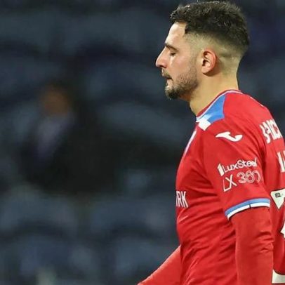 Martín Benítez suspenso por um jogo após confusão no D. Afonso Henriques