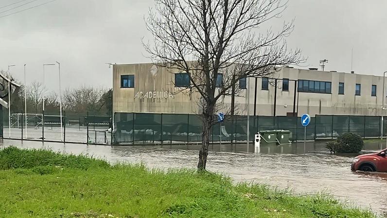 Danos nas instalações da Académica