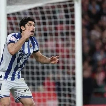 Real Sociedad avança às meias-finais da Taça do Rei com Guedes em destaque