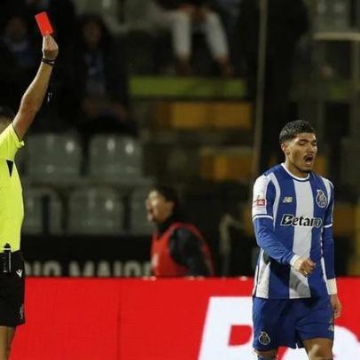 Conselho de Disciplina reduz multa a William Gomes, mantém dois jogos de suspensão