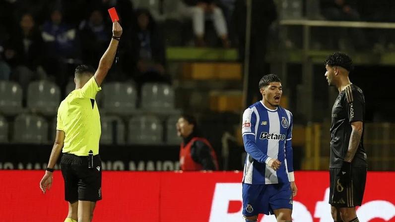 William Gomes foi expulso diante do Casa Pia