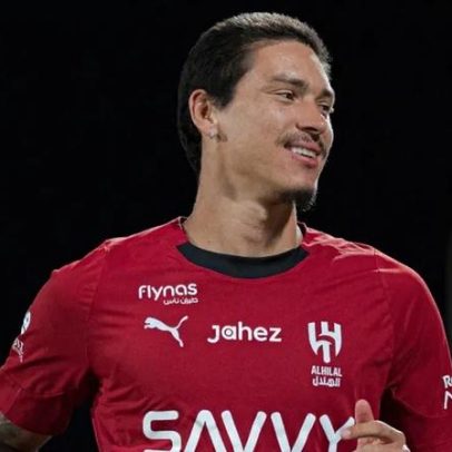 Ex-Benfica custa 53 milhões ao Al Hilal e fica fora dos inscritos