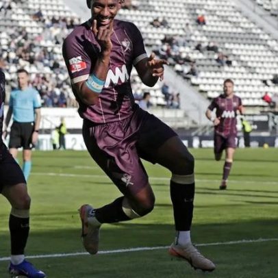 Leixões vence Farense 2-1 em Faro e soma segunda vitória seguida