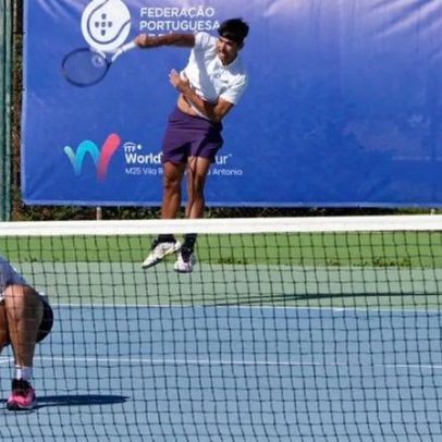 Francisco Rocha cai nas meias-finais de pares em Vila Real de Santo António
