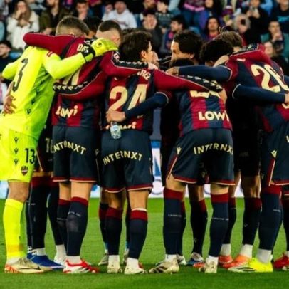 Levante perde com Valencia e complica permanência na La Liga