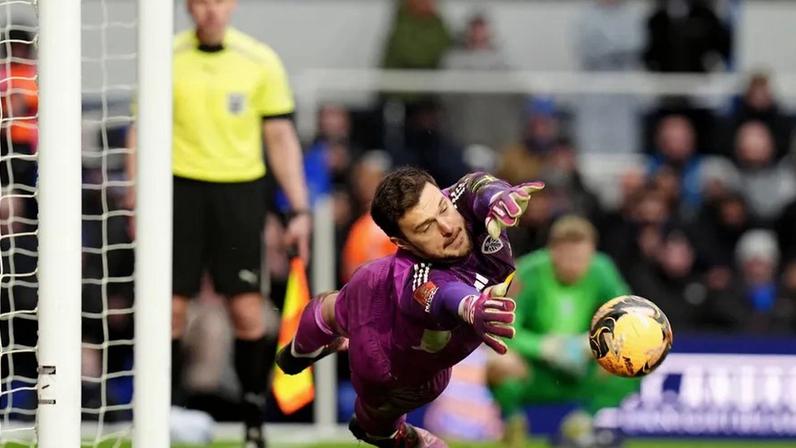 Lucas Perri foi herói na Taça de Inglaterra