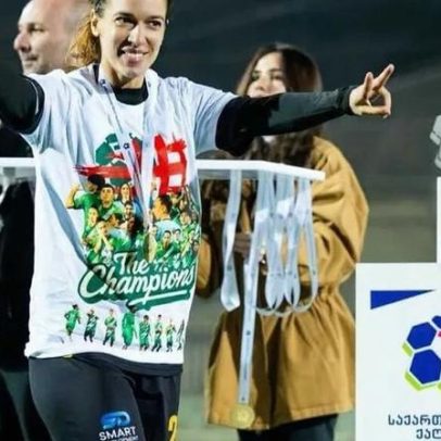 Solange Carvalhas renova contrato e prepara a 11ª Liga dos Campeões