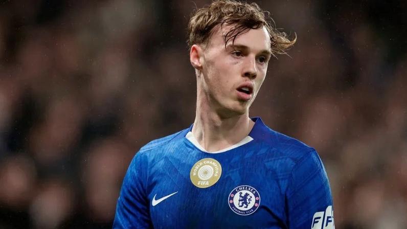 Louis Saha deseja ver Cole Palmer jogar com Bruno Fernandes