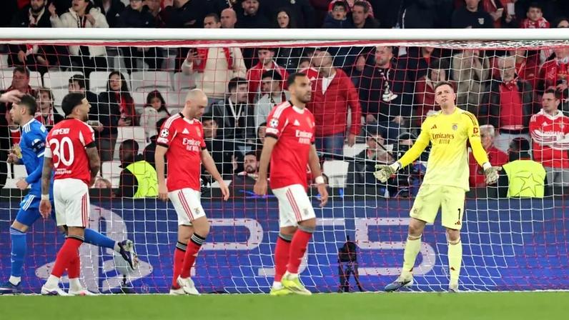 O momento do golo de Vinícius Júnior no Benfica-Real Madrid