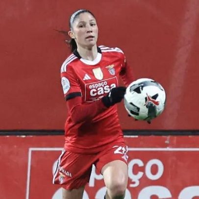 Lara Martins lesiona o joelho direito e fica afastada cerca de um ano