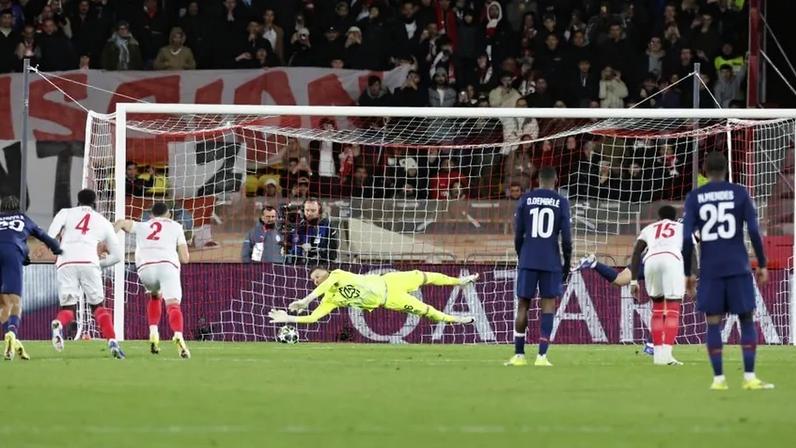 Philipp Köhn, guarda-redes do Monaco