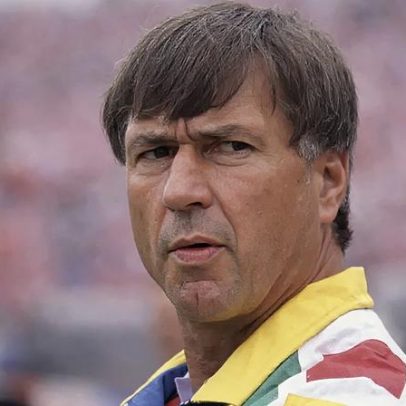 Morreu Sepp Piontek, treinador alemão que marcou a seleção da Dinamarca