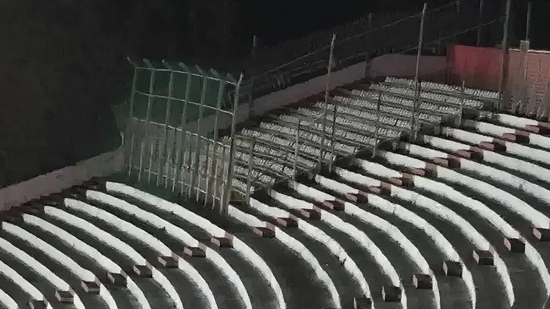 Adeptos do Crystal Palace surpreendidos na Liga Conferência, em Mostar