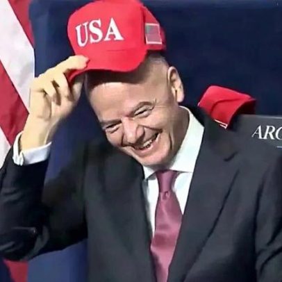 Infantino gera polémica com chapéu associado a Donald Trump