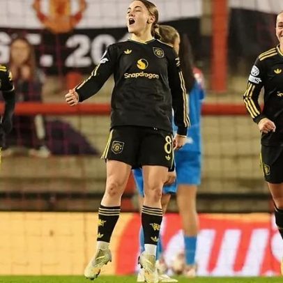 Wolfsburgo e Manchester United avançam na Champions feminina