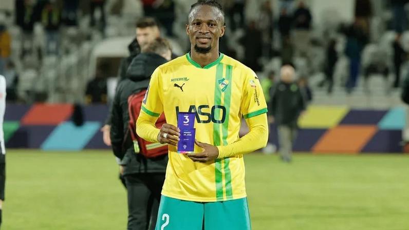 Defesa-central em foco no Mafra