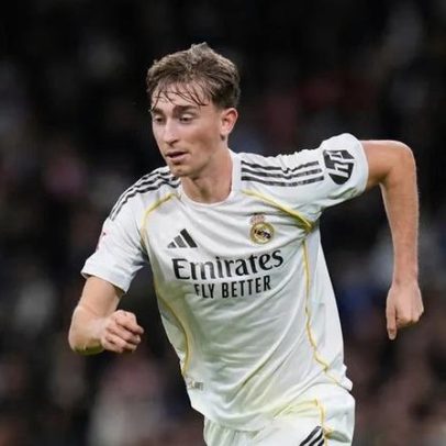 Dean Huijsen lesionado pode falhar jogo com o Benfica