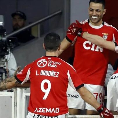 Benfica vence Sanjoanense e mantém invencibilidade no campeonato