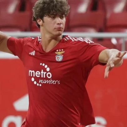 Benfica goleia Arsenal no Campeonato