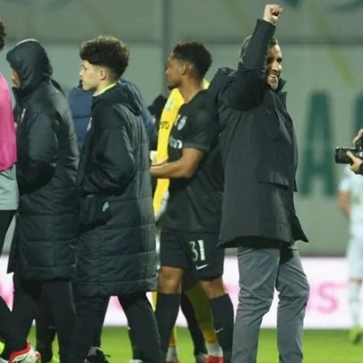 Sporting vence com exibição perfeita, um dos jogos mais completos da época