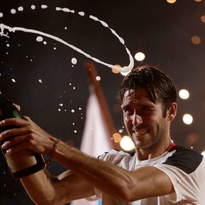 Tomás Etcheverry vence primeiro título ATP no Rio de Janeiro