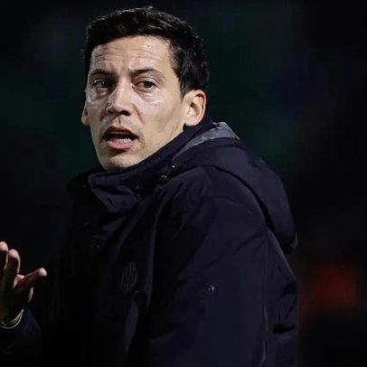 Inconsistência de uma década leva V. Guimarães a recuar para 2017/2018