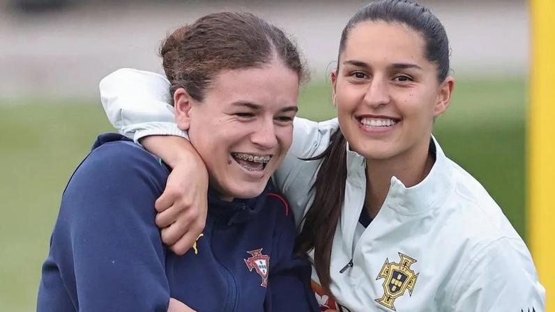 Telma Encarnação com Kika Nazareth