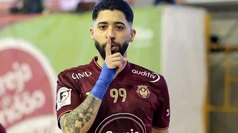 Caio Pedro marcou no regresso ao Fundão