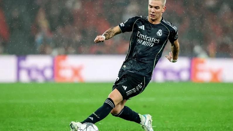 Mastantuono em destaque