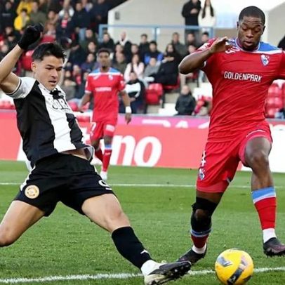 Marvin Elimbi volta à defesa do Gil Vicente frente ao Benfica