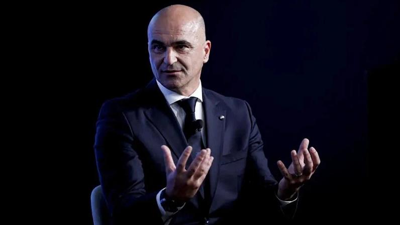 Ingleses avançam que Roberto Martínez faz parte da lista de alvos do Manchester United