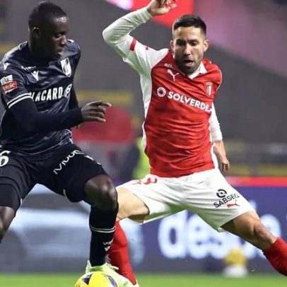 Queixa do Sp. Braga leva a multa a Beni Mukendi