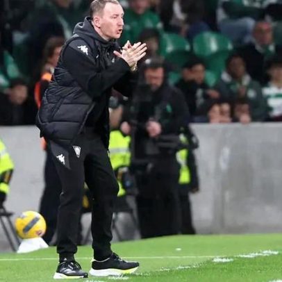 Ian Cathro admite dia difícil para ele e para a equipa de arbitragem