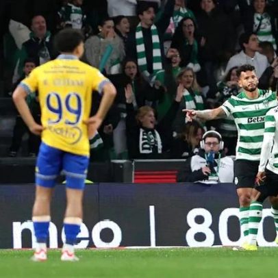 Luis Suárez marca dois golos, mas fica desiludido consigo mesmo