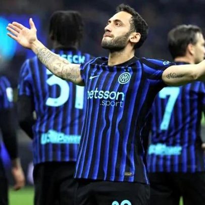 Inter vence Génova e tem vantagem provisória de 13 pontos sobre o Milan