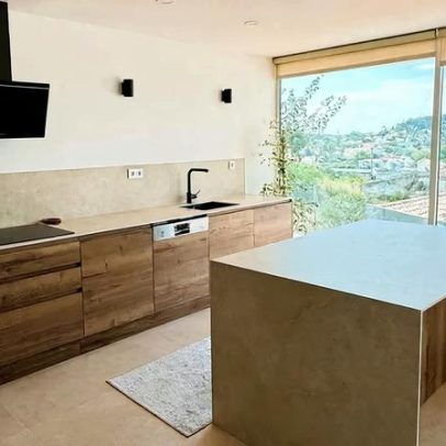 Remodelação de cozinhas: três projetos que transformaram habitações