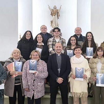 D. Roberto Mariz celebrou Crisma