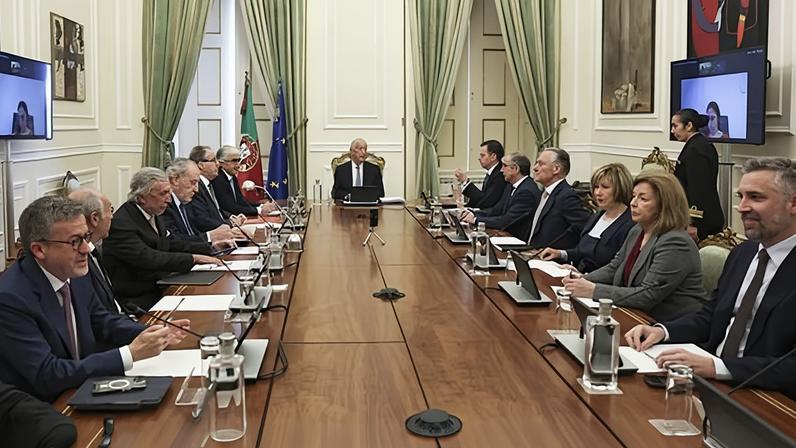 Conselho de Estado: como funciona e quem integra o órgão de "ponderação e equlíbrio" que aconselha o Presidente?