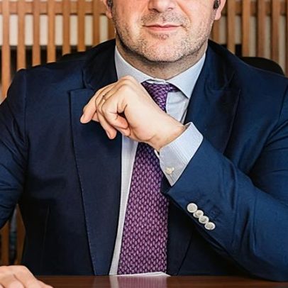 Manuel Mota evoca legado do pai e reforça compromisso com Angola