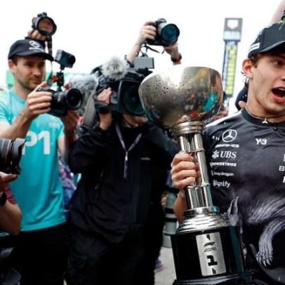 Kimi Antonelli vence no Japão e torna-se o mais jovem líder da F1