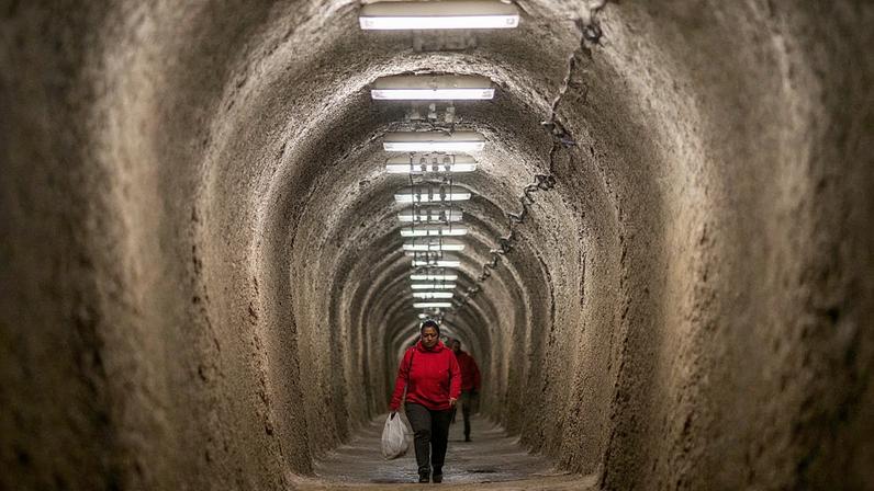 Salina Turda, um potencial abrigo de defesa civil em Turda, no centro da Roménia